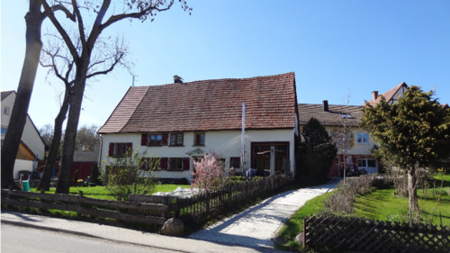 Foto - Attraktives freistehendes Einfamilienhaus mit großem Grundstück