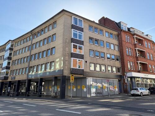 Foto - Ladengeschäft mit guter Außenwirkung anfangs der Holtenauer Straße