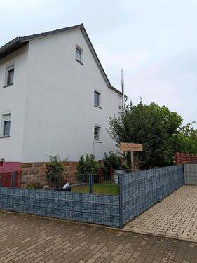 Foto - 8 Zimmer Doppelhaushälfte zum Kaufen in Felsberg