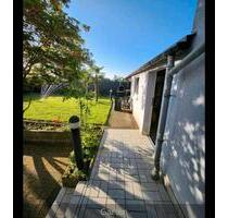 NEU Renovierte 2 Zimmer Einliegerwohnung mit Sauna - Weinheim