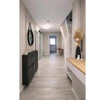 114 m² 5-Zimmer Maisonette Wohnung zu vermieten - Neukirchen