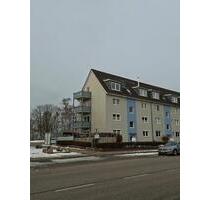 Großzügige Eigentumswohnung Riesen Terrasse PKW Stellplatz 82m2 - Kiel Ellerbek