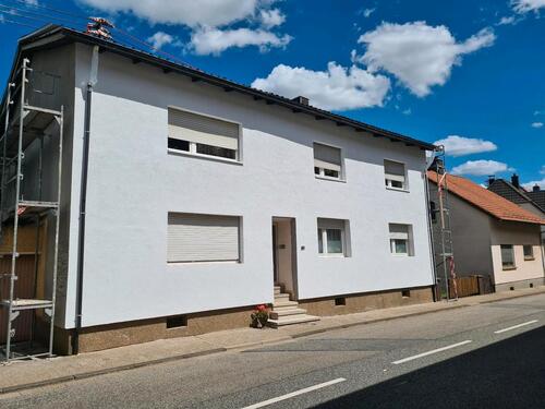 Foto - Zweifamilienhaus zu verkaufen - 300.000,00&nbsp;EUR Kaufpreis, ca.&nbsp; 200,00&nbsp;m&sup2;