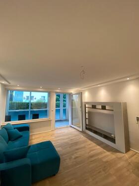 Foto - Barrierefreie 3-Zimmer Wohnung für PraxisBüro in Göppingen