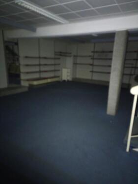 Foto - Lagerraum 129.92 qm zuvermieten