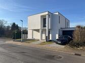 Foto - PROVISIONSFREI – Modernes Einfamilienhaus mit PV-Anlage & Sauna