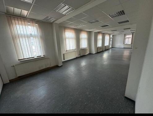 Foto - 150qm,EG Wohnung zu vermieten, Keller, Parkplatz , Gasheizung