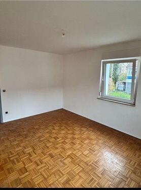 Foto - 4 Zimmer Etagenwohnung zur Miete in Täferrot