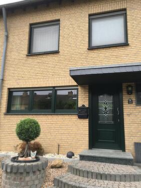 Foto - Attraktives Reihenhaus mit großem Raumangebot & Garten