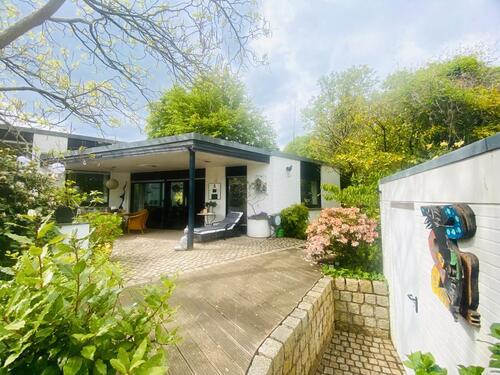 Foto - Zweifamilienhaus Bungalow am Bunten Garten-einzigartige Wabenform