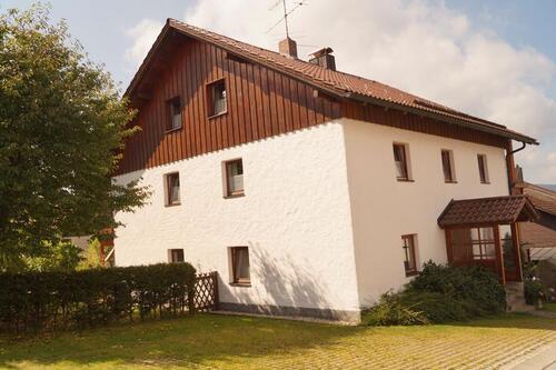 Foto - 14 Zimmer Mehrfamilienhaus, Wohnhaus zum Kaufen in Haidmühle