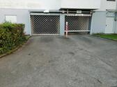 Foto - Tiefgaragenstellplatz in 1. Reihe zur Einfahrt zu vermieten
