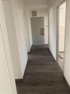 Foto - Helle 3 ZKB mit kleinem Balkon - 496,00&nbsp;EUR Kaltmiete, ca.&nbsp; 76,00&nbsp;m&sup2;