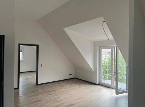 Foto - 3 Zimmer Dachgeschoßwohnung zur Miete in Sulzfeld