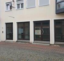 Ladengeschäft auf 2 Ebene zu vermieten - Neumarkt in der Oberpfalz Altenhof
