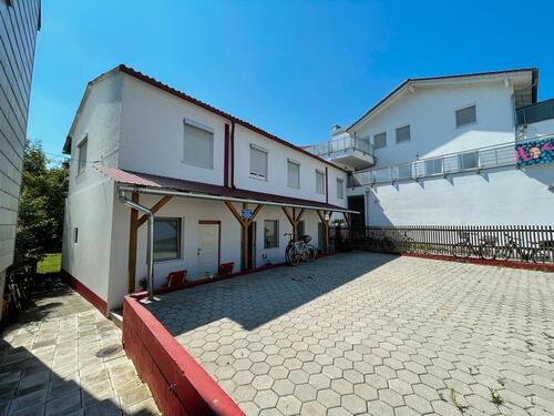 Foto - Interessantes Anlageobjekt - MFH mit 7 Apartments - ca. 5% Rendit