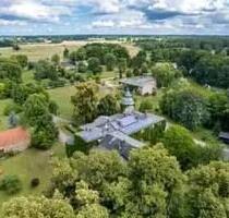Herrenhaus mit Sporthalle, Turm, Garden, usw - Vielseitig Nutzbar - Sonneberg
