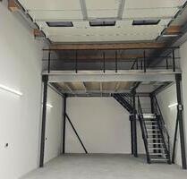 LagerhalleHalle ca.75qm LudwigsfeldeVideoüb.Tor 4mStarkstrom