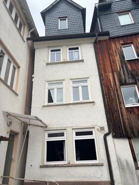 Foto - 8 Zimmer Einfamilienhaus zum Kaufen in Butzbach