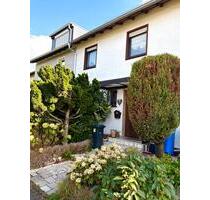 Charmantes Reihenmittelhaus mit Garten und Garage - Bruchköbel