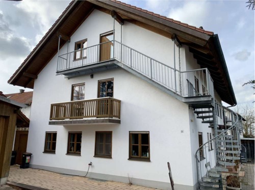 Foto - Möblierte 2-Raum Dachgeschosswohnung