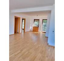 Großzügigen 5 Zimmmer Wohnung mit Balkon - Nauheim