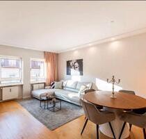 Erstbezug nach Sanierung mit Balkon und Garage - Nürnberg Eberhardshof