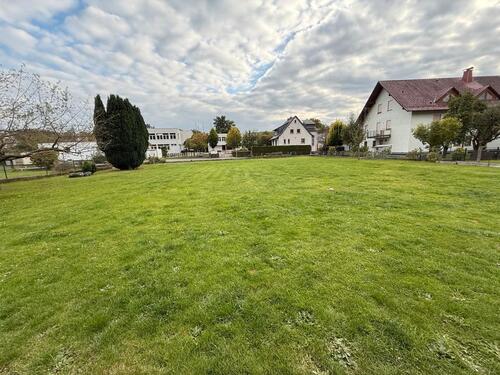 Foto - 7 Zimmer Einfamilienhaus zum Kaufen in Ronshausen