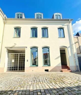 Foto - Besondere Stadtwohnung – großzügig, hell und ruhig gelegen