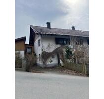 Haus mit Grundstück in Top Lage – Sanieren oder Neubau möglich - Bodenmais