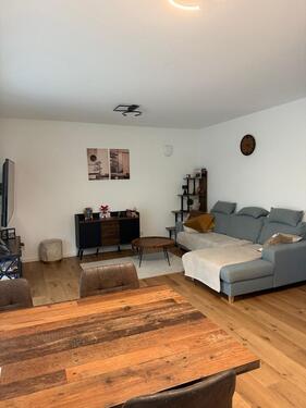 Foto - Moderne 3-Zimmer Wohnung mit Terrasse Stellplätze