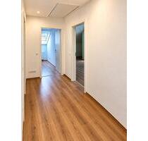 Modernisierte 2,5-Zi.-Wohnung mit Balkon – Nähe IPAI Heilbronn