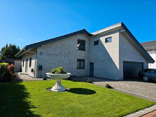 Foto - Modernes Einfamilienhaus in ruhiger Sackgassenlage