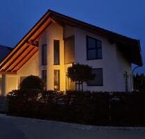 Exklusive Doppelhaushälfte - 1.600,00&nbsp;EUR Kaltmiete, ca.&nbsp; 172,00&nbsp;m&sup2; in Pocking (PLZ: 94060)