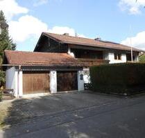 Familienfreundliche Doppelhaushälfte in Tacherting Wajon !!!