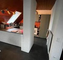 Möblierte DG-Wohnung für Monteure Firmen – Reyesweg 5, Hamburg