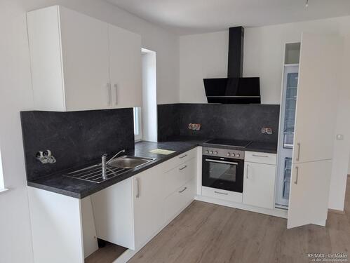 Foto - ERSTBEZUG nach komplett Sanierung mit Einbauküche und Balkon