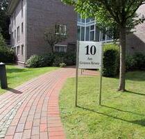 Für Senioren ideal: 2-Zimmer-Wohnung mit Terrasse und Tiefgaragen-Stellplatz - Rendsburg