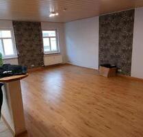 helle Wohnung in Lonnig ab sofort zu vermieten