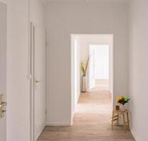 3-Raum-Wohnung mit Balkon und den Spielplatz direkt vor der Haustür - Chemnitz Bernsdorf