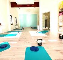 Schöner heller Kursraum für Kurs-, Personal-Trainer & Therapeuten - Hamburg Altona