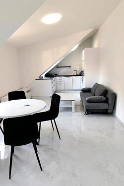 Foto - Exclusive,voll möblierte 2 Zimmer -Wohnung