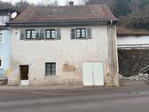 Foto - Haus mit Rheinblick in Luttingen Kernsarnierung bedürftig