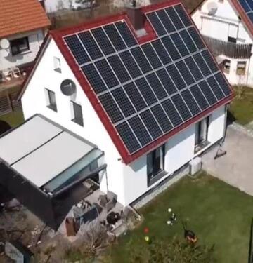 Foto - Bezugfertiges Einfamilienhaus in Leipheim - 5 Zimmer, Garten