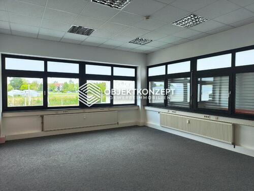 Foto - Provisionsfreie Bürofläche im 2. Obergeschoss mit Aufzug und hervorragender Infrastruktur!