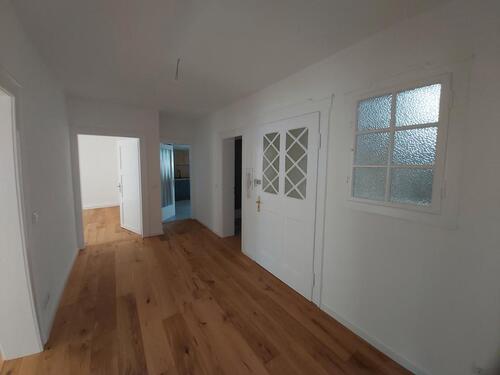 Foto - Kernsanierte 4-Zimmer Altbauwohnung Innenstadt, Nähe Klinikum