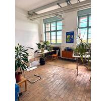 Coworking Arbeitsplatz im gemeinsamen StudioAtelier - Hamburg Rothenburgsort