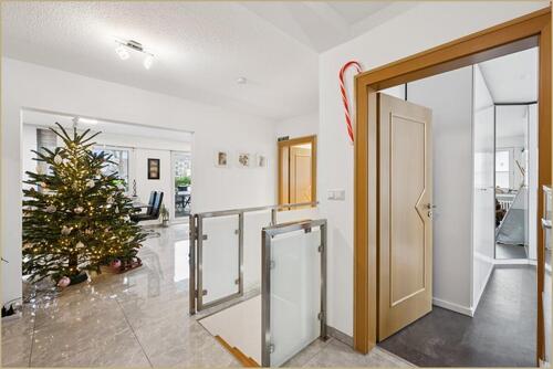 Foto - Großzügige 130qm Maisonette-Erdgeschosswohnung mit Garten, Terrasse, Balkon, Garage und Alarmanlage