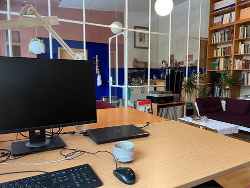 Foto - Coworking-Arbeitsplatz in Ateliergemeinschaft - ab sofort