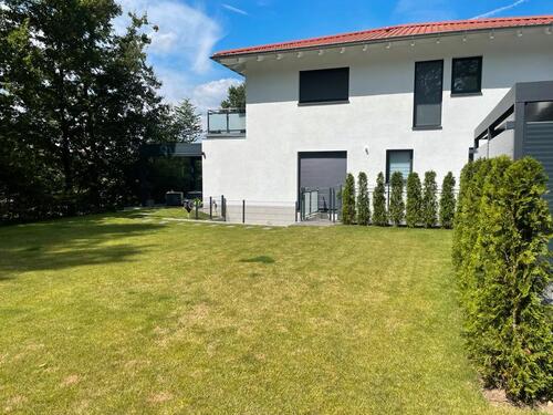 Foto - Moderne Doppelhaushälfte (KfW 40) in idyllischer Waldrandlage